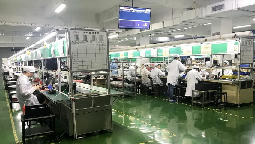实拍 | 探秘合众思壮深圳工厂 从元器件到智能终端的精密之旅